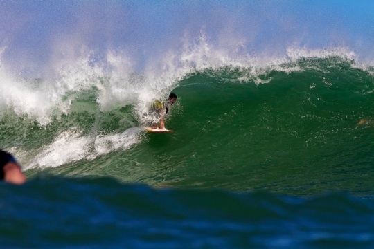 IMG_2279_2012_0227_indicators_raglan_surf_photo